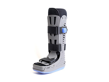 RECURA® Strider Tall Air Walker